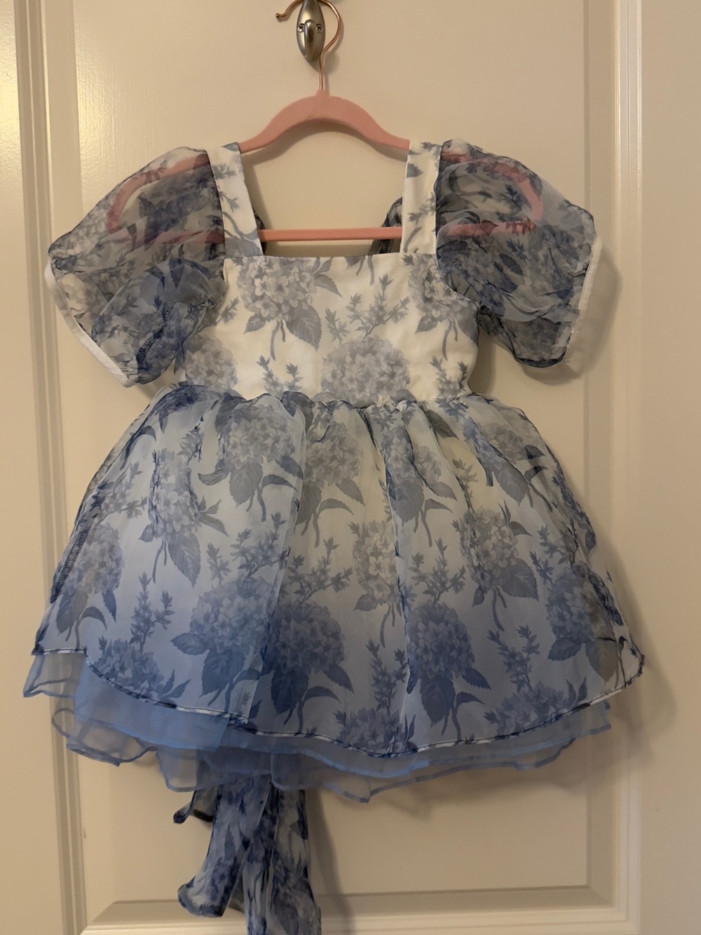 2T Pleiades Blue and White Floral Puff Sleeve Dress